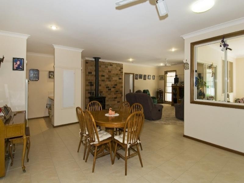 10 Forest Way, Lake Cathie NSW 2445