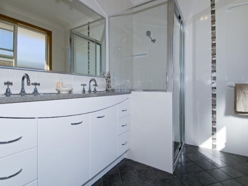 10 Forest Way, Lake Cathie NSW 2445