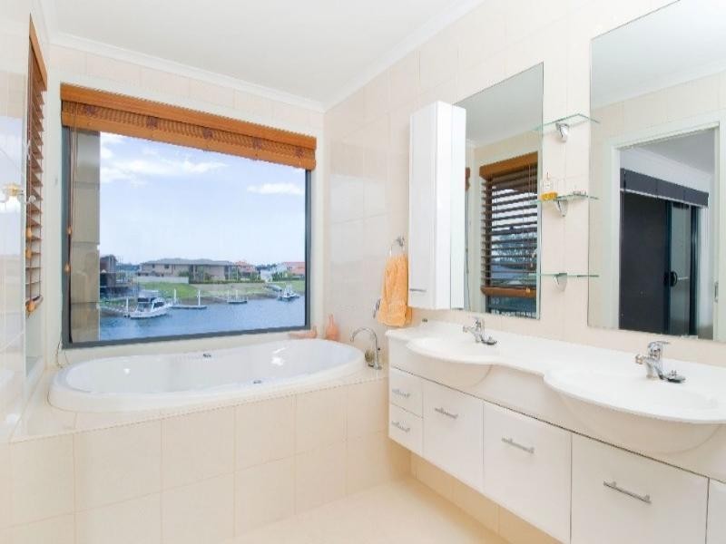 1/101 Riverpark Road, Port Macquarie NSW 2444