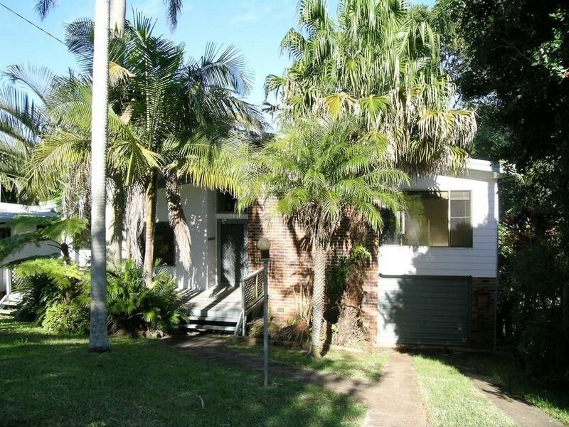 17 Lighthouse Road, Port Macquarie NSW 2444