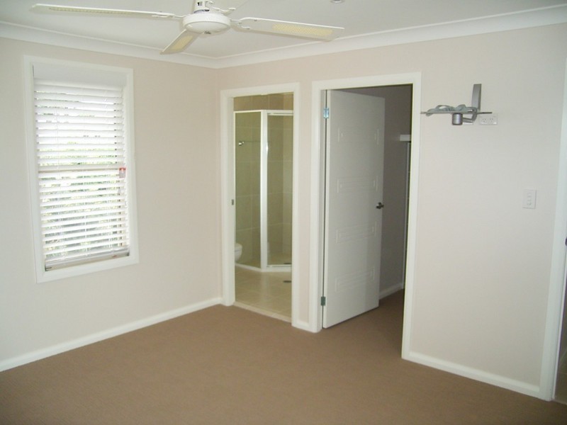 4B Chatfield Way, Port Macquarie NSW 2444