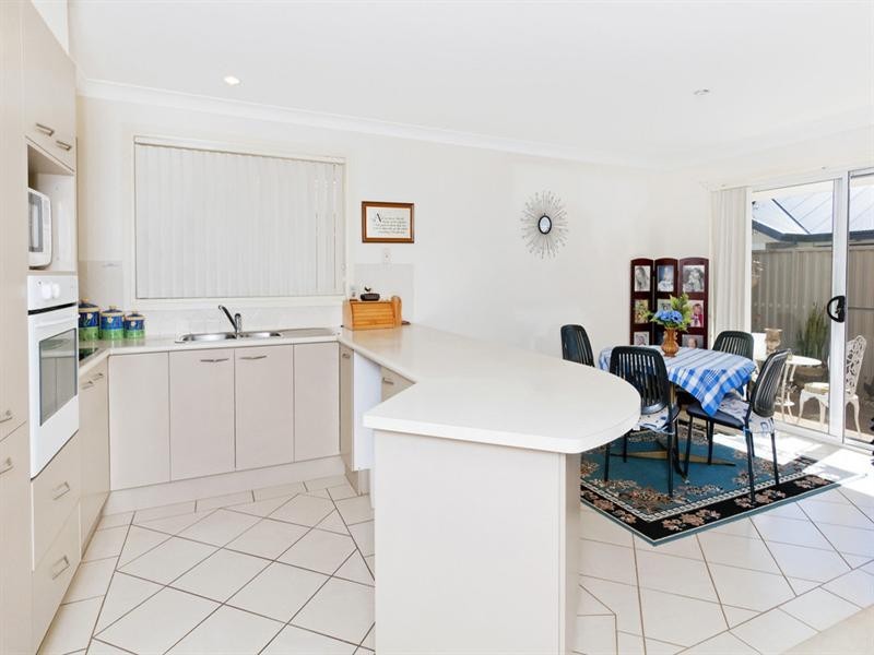 2/36 Annabella Drive, Port Macquarie NSW 2444