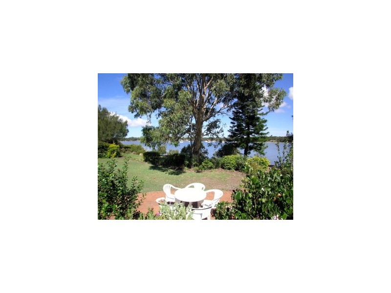 5 Pomona Place, Tanilba Bay NSW 2319