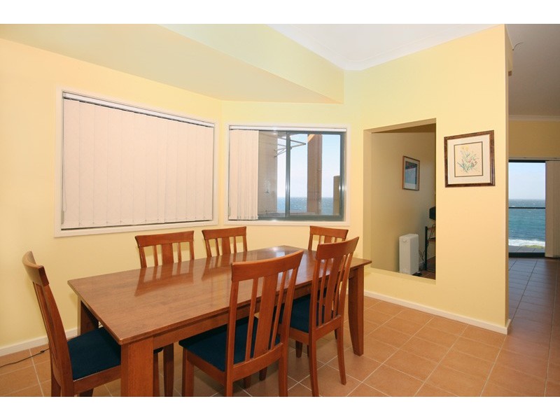 4b Ocean Street, Fishermans Bay NSW 2316