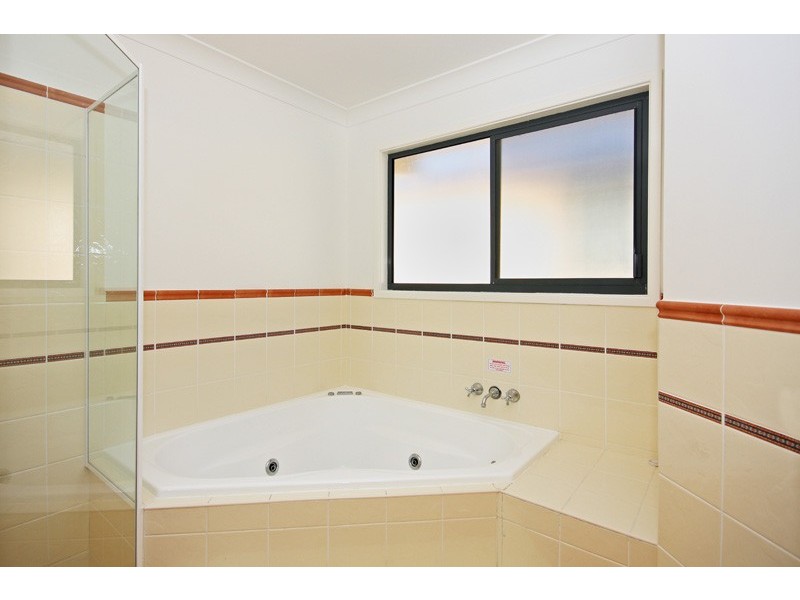 4b Ocean Street, Fishermans Bay NSW 2316