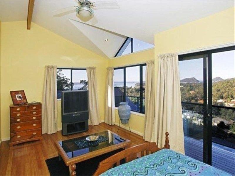 7A Tareebin Road, Nelson Bay NSW 2315