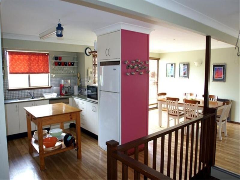 8 Kent Gardens, Soldiers Point NSW 2317