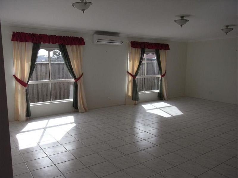 8 Garden Way, Tanilba Bay NSW 2319