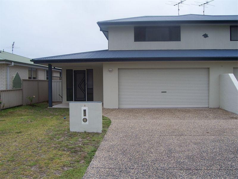 1/15 Whitesands Road, Fingal Bay NSW 2315