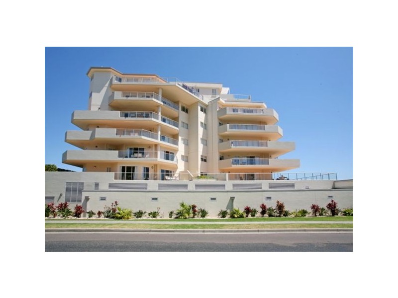 2 Messines Street, Shoal Bay NSW 2315