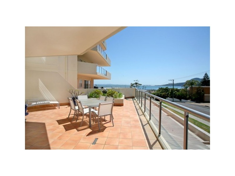 2 Messines Street, Shoal Bay NSW 2315