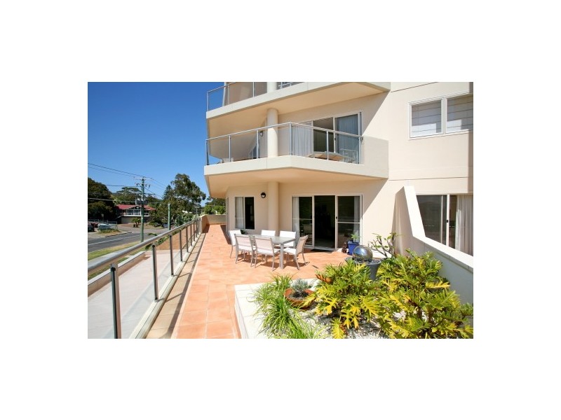 2 Messines Street, Shoal Bay NSW 2315