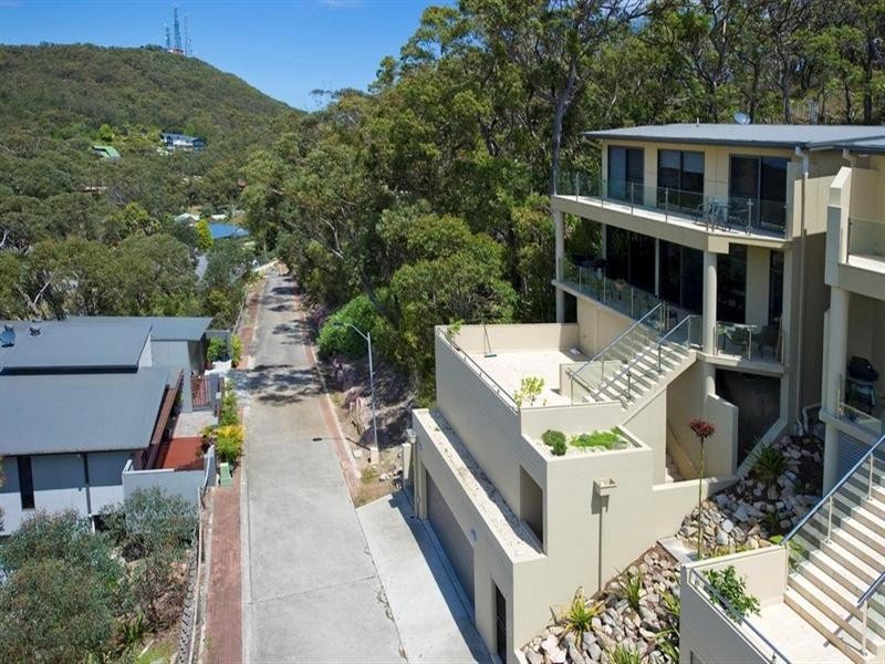 21A Tareebin Road, Nelson Bay NSW 2315