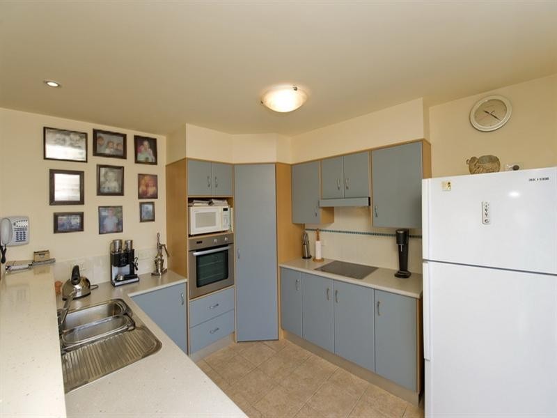 2/18 Vista Avenue, Soldiers Point NSW 2317