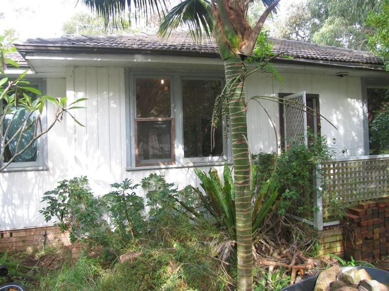 1 Hutcheson Avenue, Soldiers Point NSW 2317