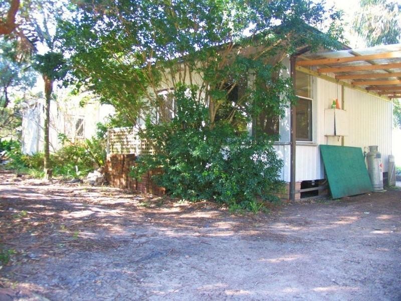 1 Hutcheson Avenue, Soldiers Point NSW 2317