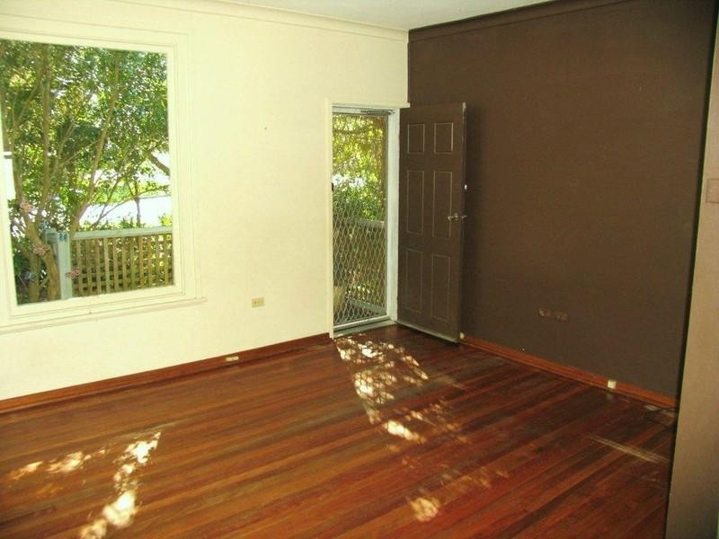 1 Hutcheson Avenue, Soldiers Point NSW 2317