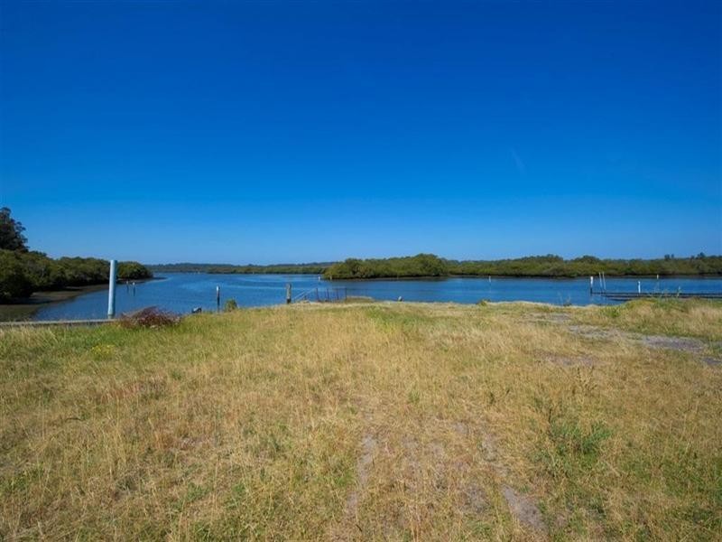 214 Lemon Tree Passage Road, Salt Ash NSW 2318