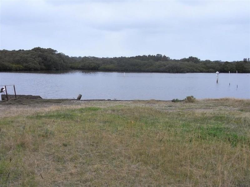 214 Lemon Tree Passage Road, Salt Ash NSW 2318