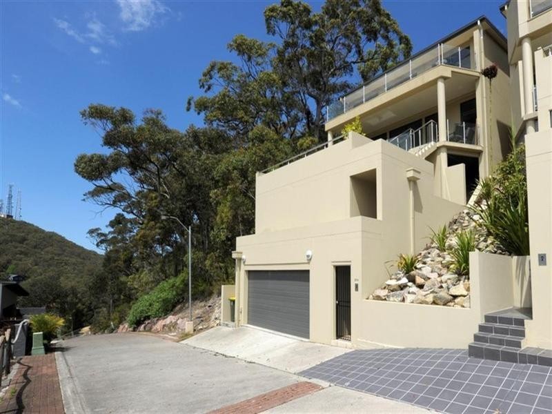 21a Tareebin Road, Nelson Bay NSW 2315