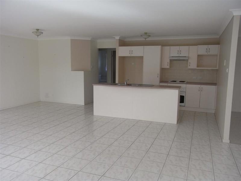 8 Garden Way, Tanilba Bay NSW 2319