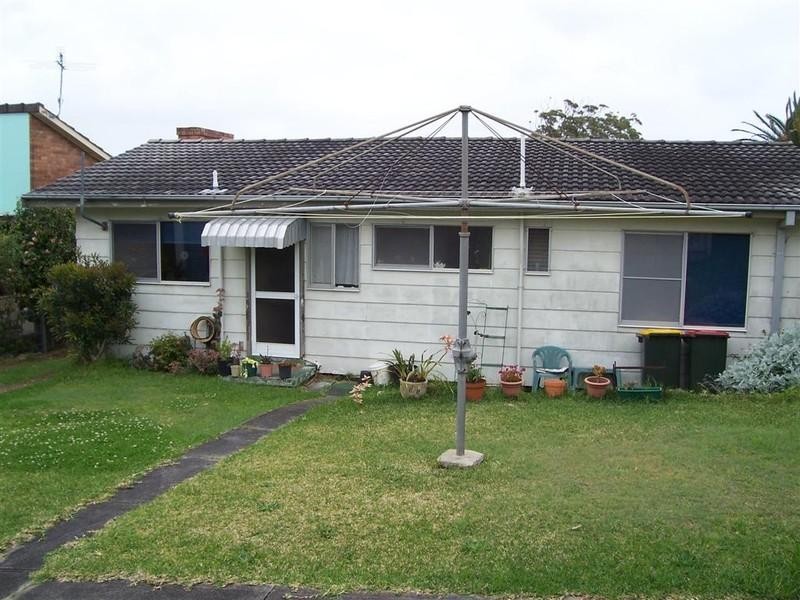 30 Vista Avenue, Soldiers Point NSW 2317