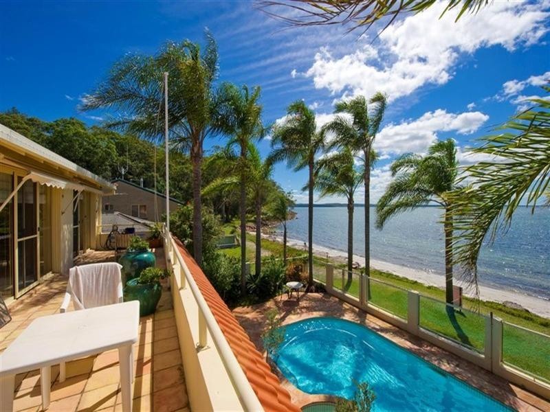 10 Cook Street, Salamander Bay NSW 2317