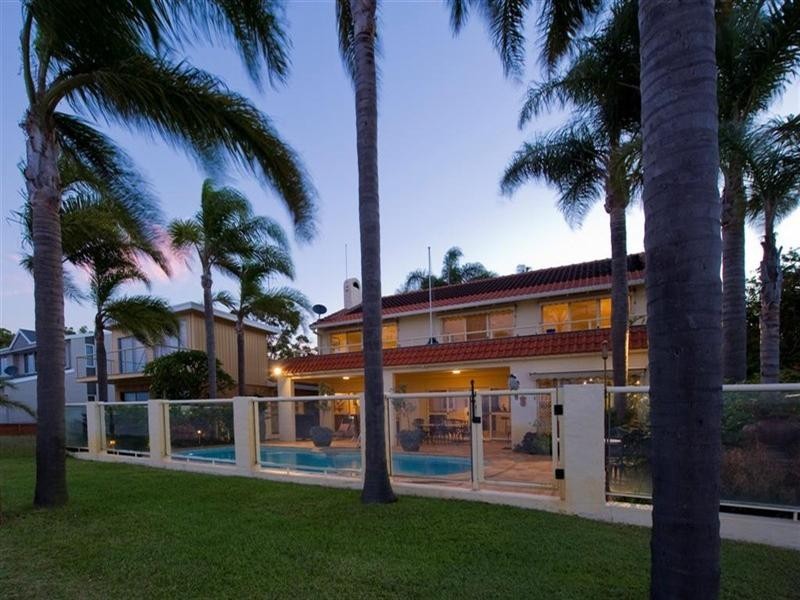 10 Cook Street, Salamander Bay NSW 2317