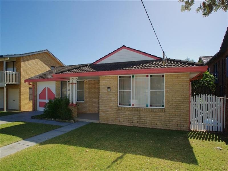 8 Fitzroy Street, Anna Bay NSW 2316