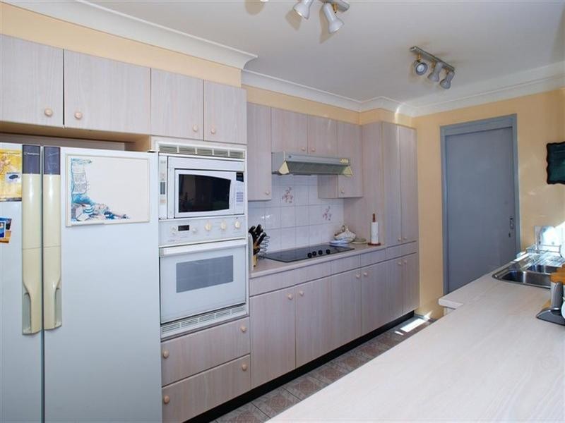 8 Fitzroy Street, Anna Bay NSW 2316