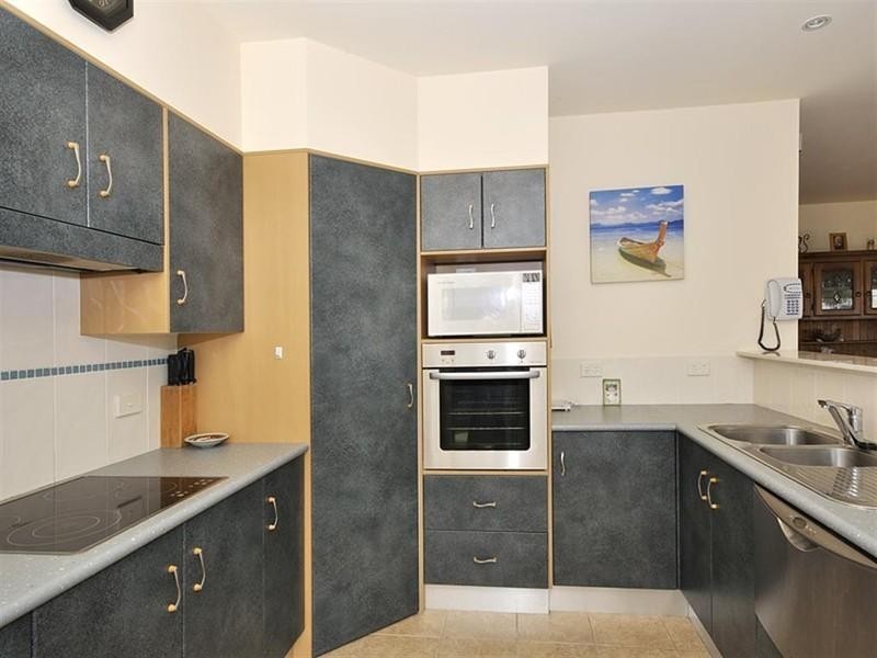 1/18 Vista Avenue, Soldiers Point NSW 2317