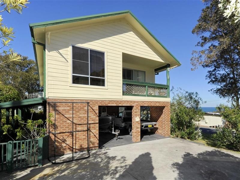 10 Boat Harbour Road, Boat Harbour NSW 2316
