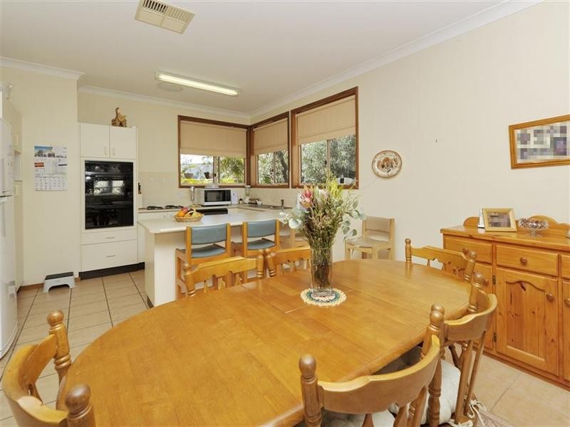 15 Manoora Close, Salamander Bay NSW 2317