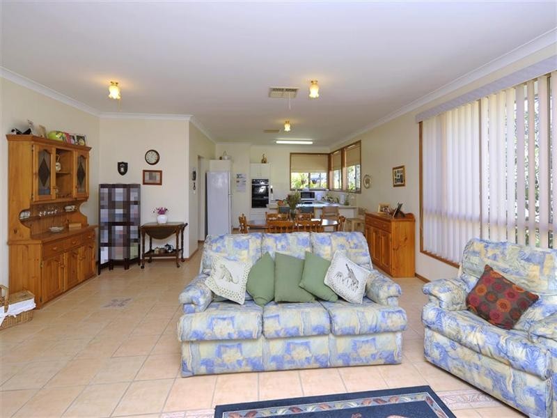 15 Manoora Close, Salamander Bay NSW 2317