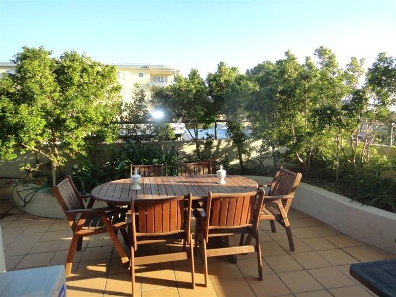 3/2 Soldiers Point Road, Soldiers Point NSW 2317