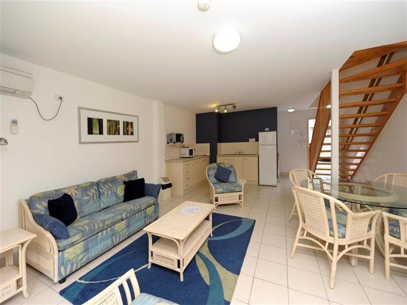 2/1 Trafalgar Street, Nelson Bay NSW 2315