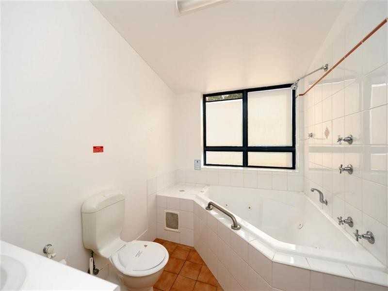 2/1 Trafalgar Street, Nelson Bay NSW 2315