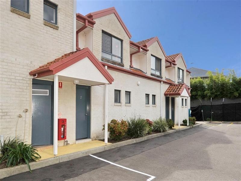 2/1 Trafalgar Street, Nelson Bay NSW 2315