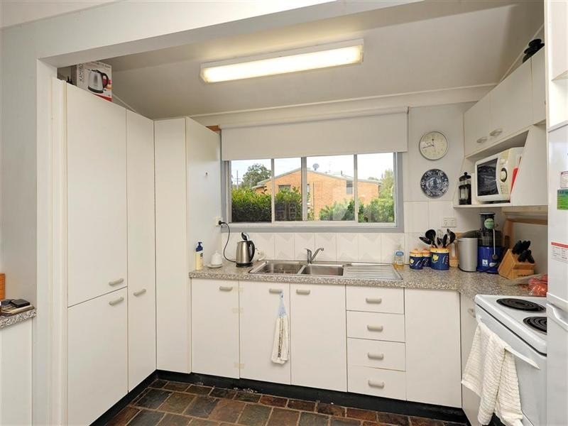 33 Vista Avenue, Soldiers Point NSW 2317