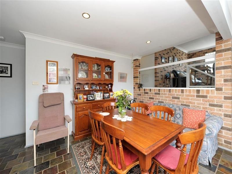 33 Vista Avenue, Soldiers Point NSW 2317