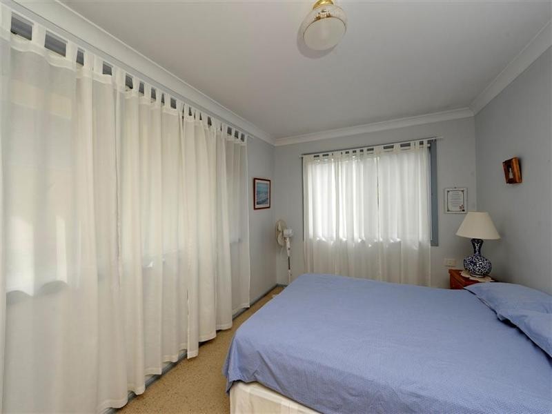 33 Vista Avenue, Soldiers Point NSW 2317