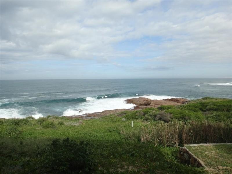 6A Ocean Street, Fishermans Bay NSW 2316