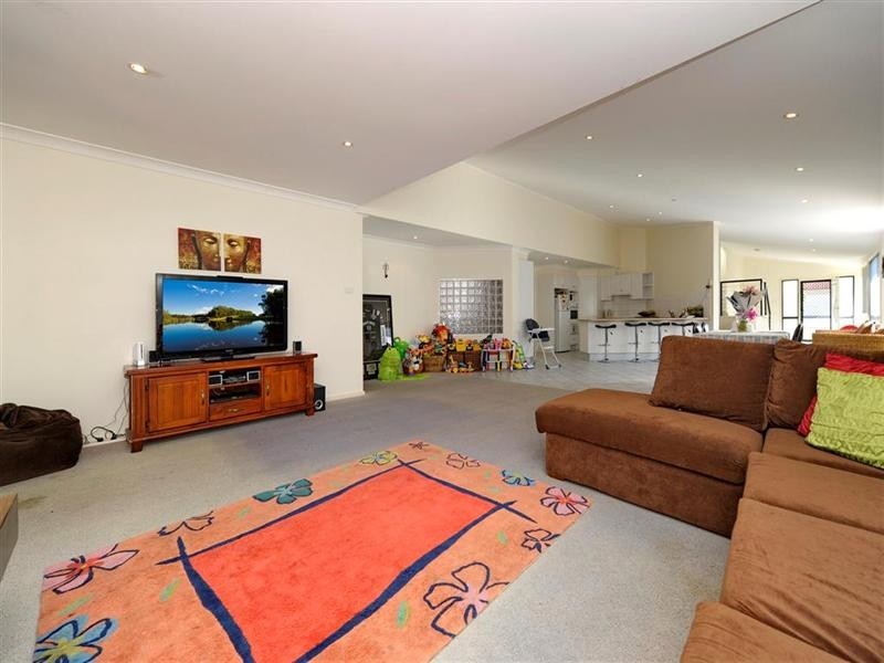 15 Whitesands Road, Fingal Bay NSW 2315