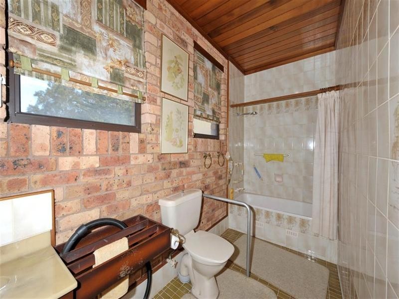 101 Cook Parade, Lemon Tree Passage NSW 2319