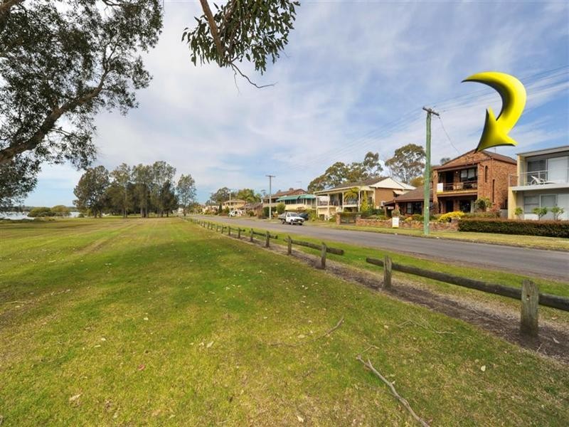 101 Cook Parade, Lemon Tree Passage NSW 2319