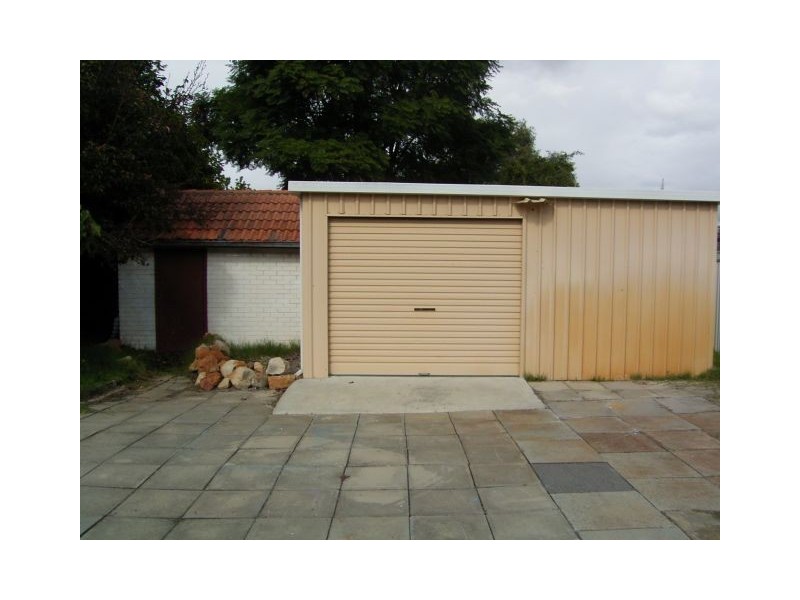 25 Jennings Way, Lockridge WA 6054