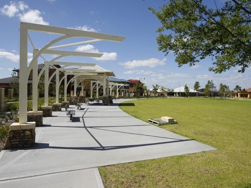 15 Amethyst Parkway, Aveley WA 6069