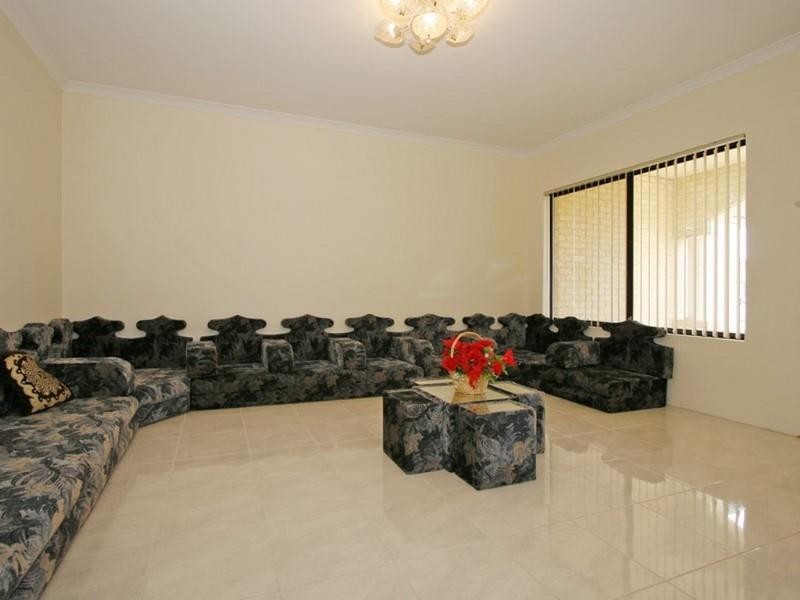 15 Amethyst Parkway, Aveley WA 6069