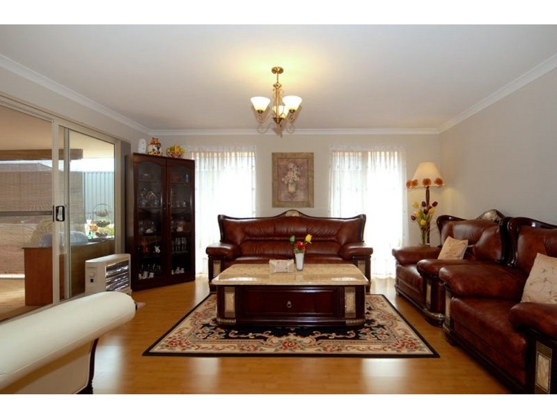 5 Corich Pass, Aveley WA 6069