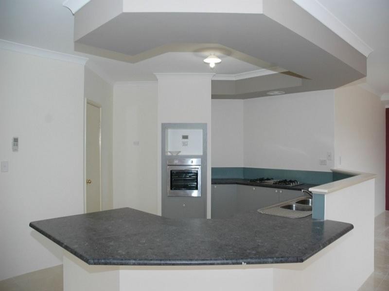 5 Tindale Crescent, Aveley WA 6069